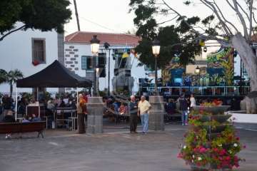Concierto de La Trova en San Juan de Telde (Foto Antonio Alí, Francisco Javier Santana y TA)